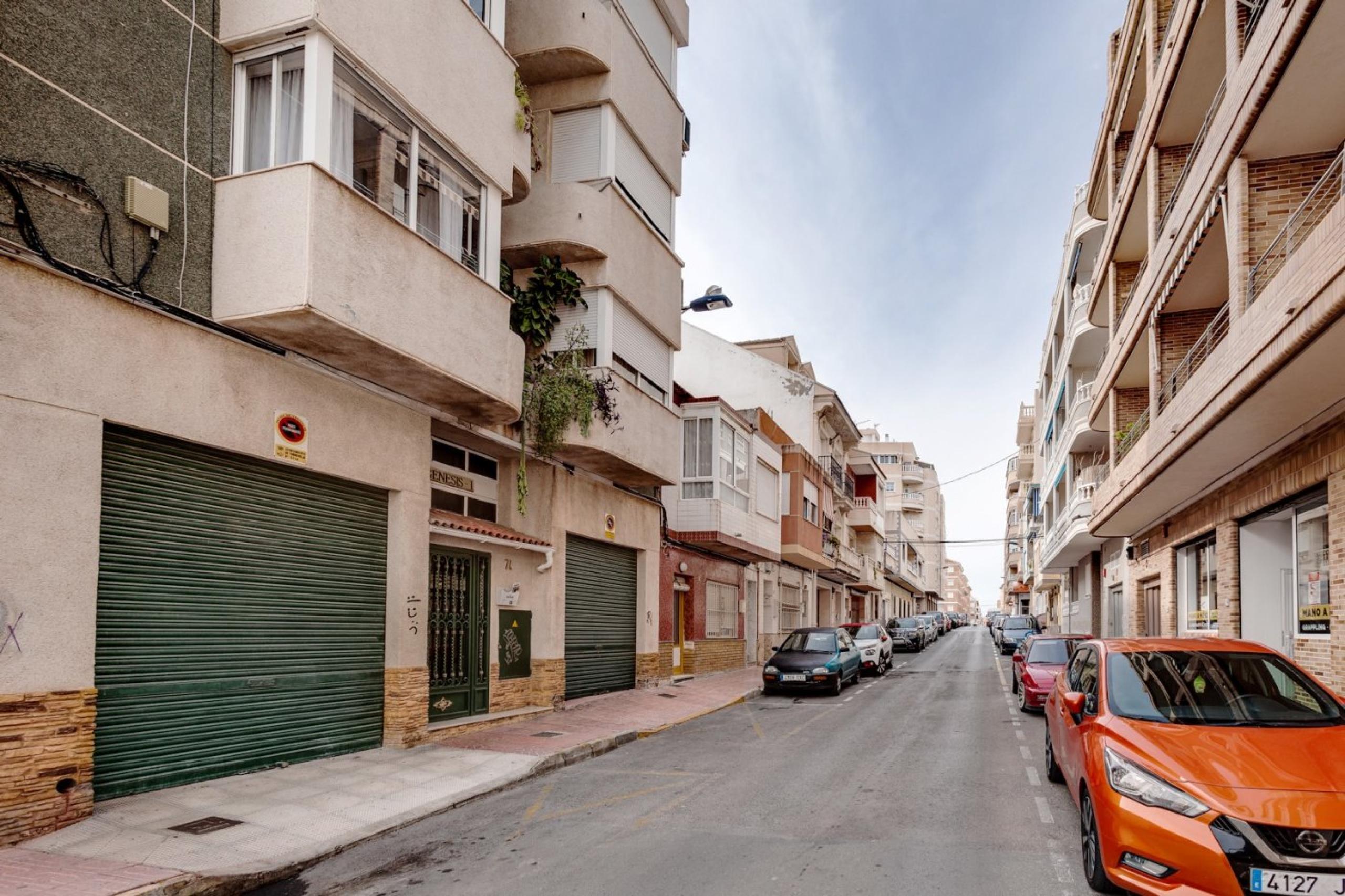 Locaux commerciaux à 450 mètres de la plage de Cura, Torrevieja