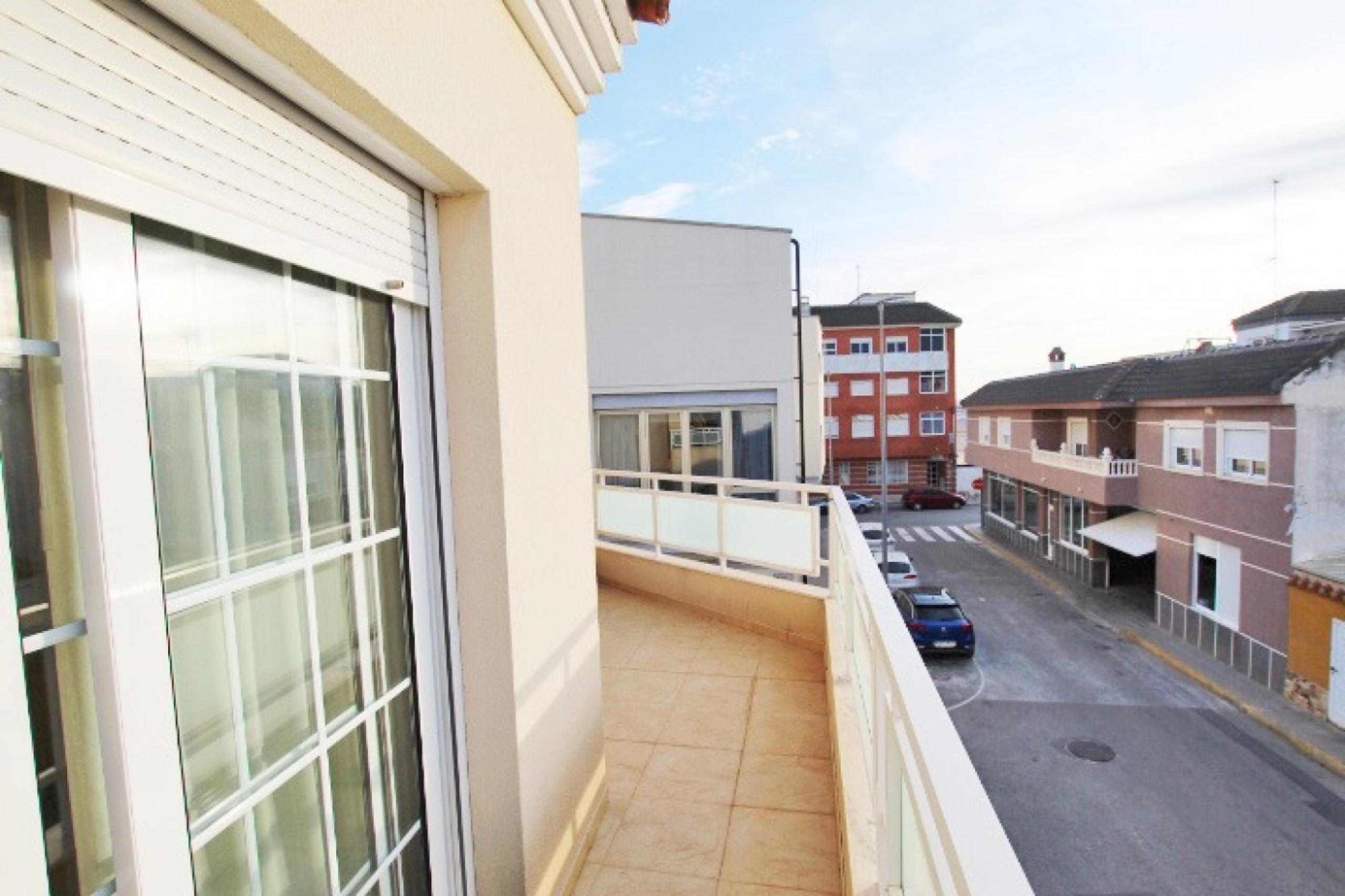 Maison individuelle dans le coin au centre des Montesinos