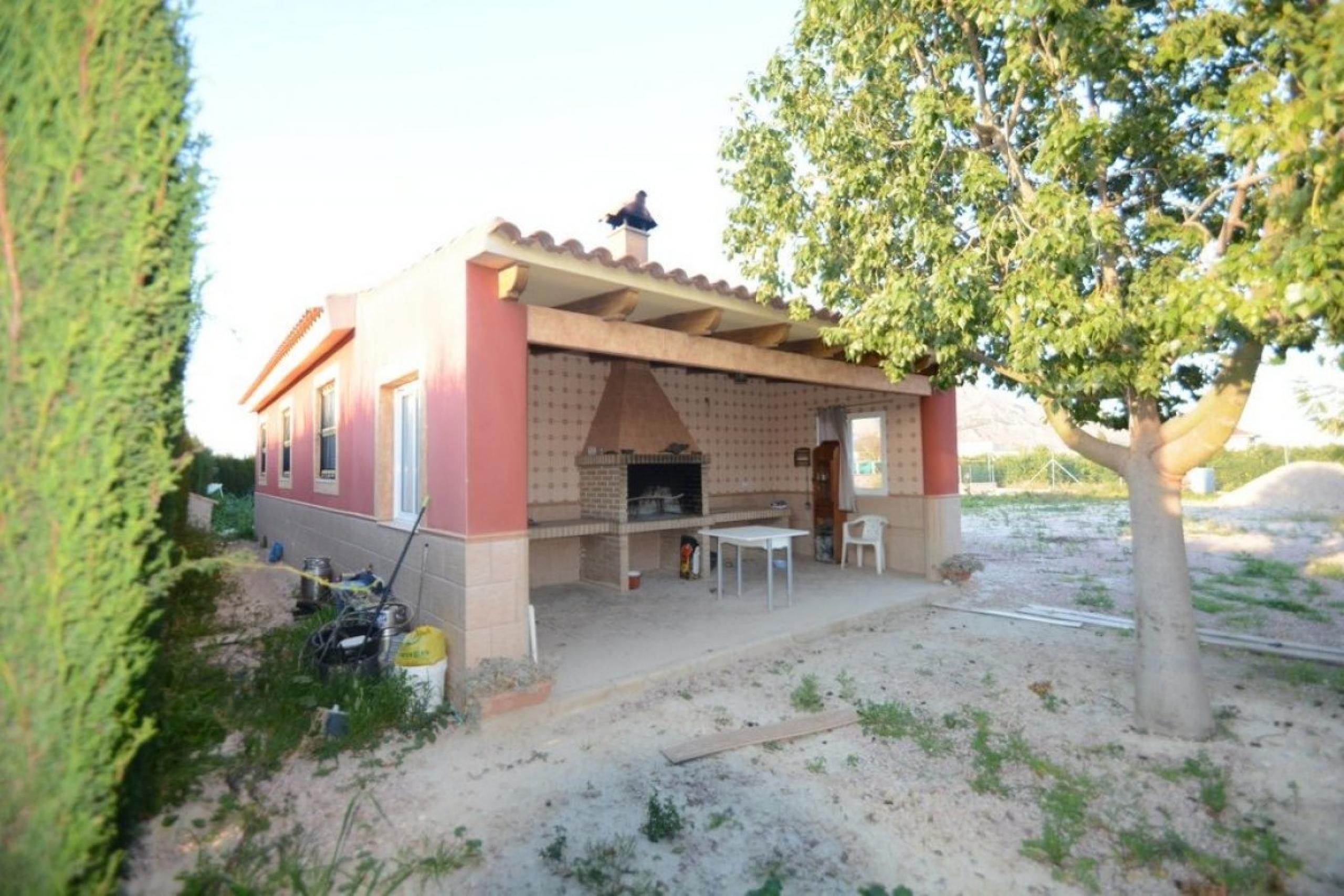 Chalet spectaculaire à Orihuela Zona Senda Masquetfa. Logement de 380 m2 avec un terrain de 2813 m2.