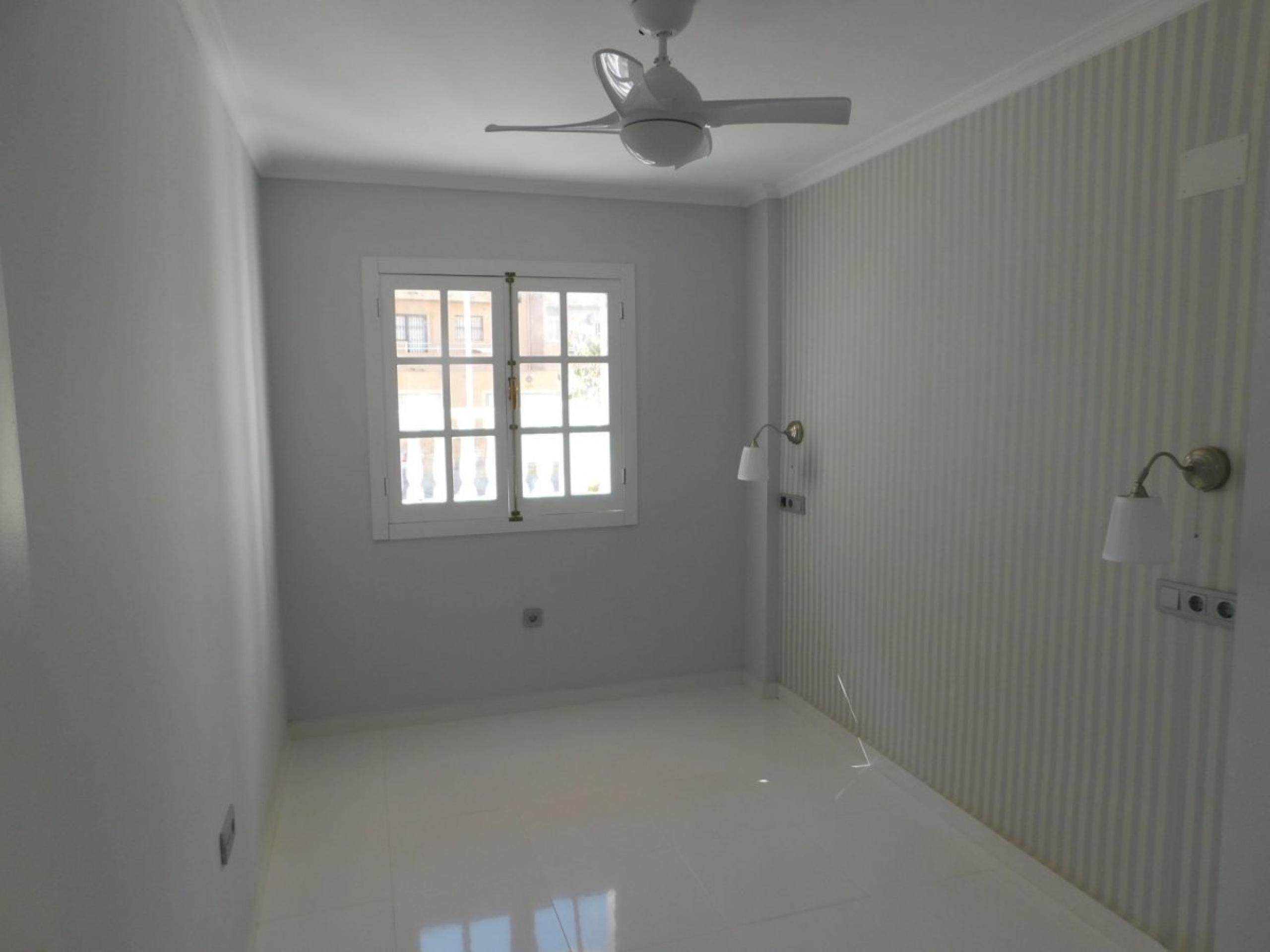 Vente appartement Rez-de-chaussée - La Mata - Torrev 50 mts de la plage - réformée 1 chambre- 45 m2