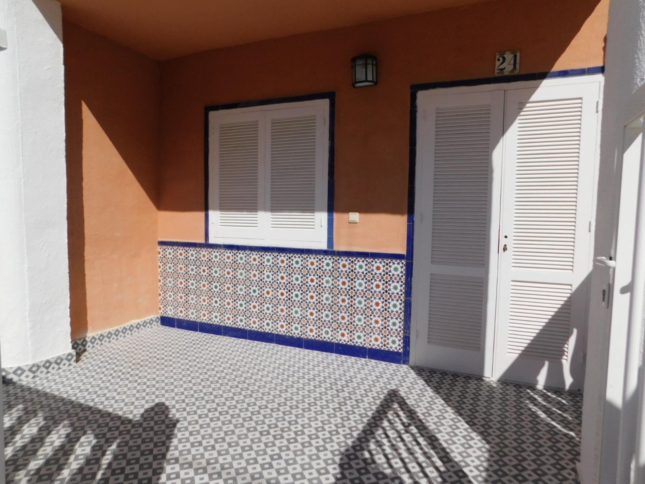 Vente appartement Rez-de-chaussée - La Mata - Torrev 50 mts de la plage - réformée 1 chambre- 45 m2