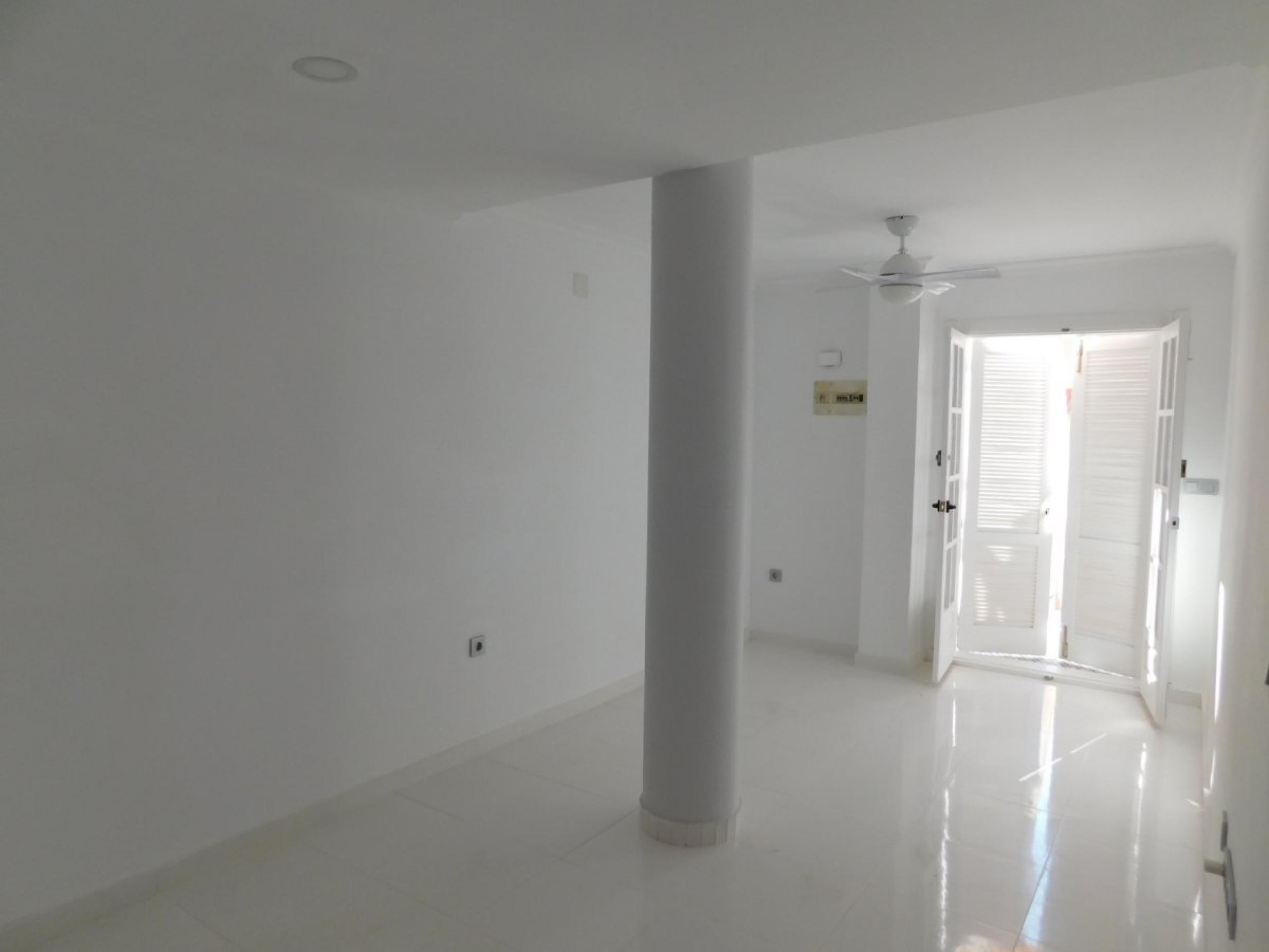 Vente appartement Rez-de-chaussée - La Mata - Torrev 50 mts de la plage - réformée 1 chambre- 45 m2