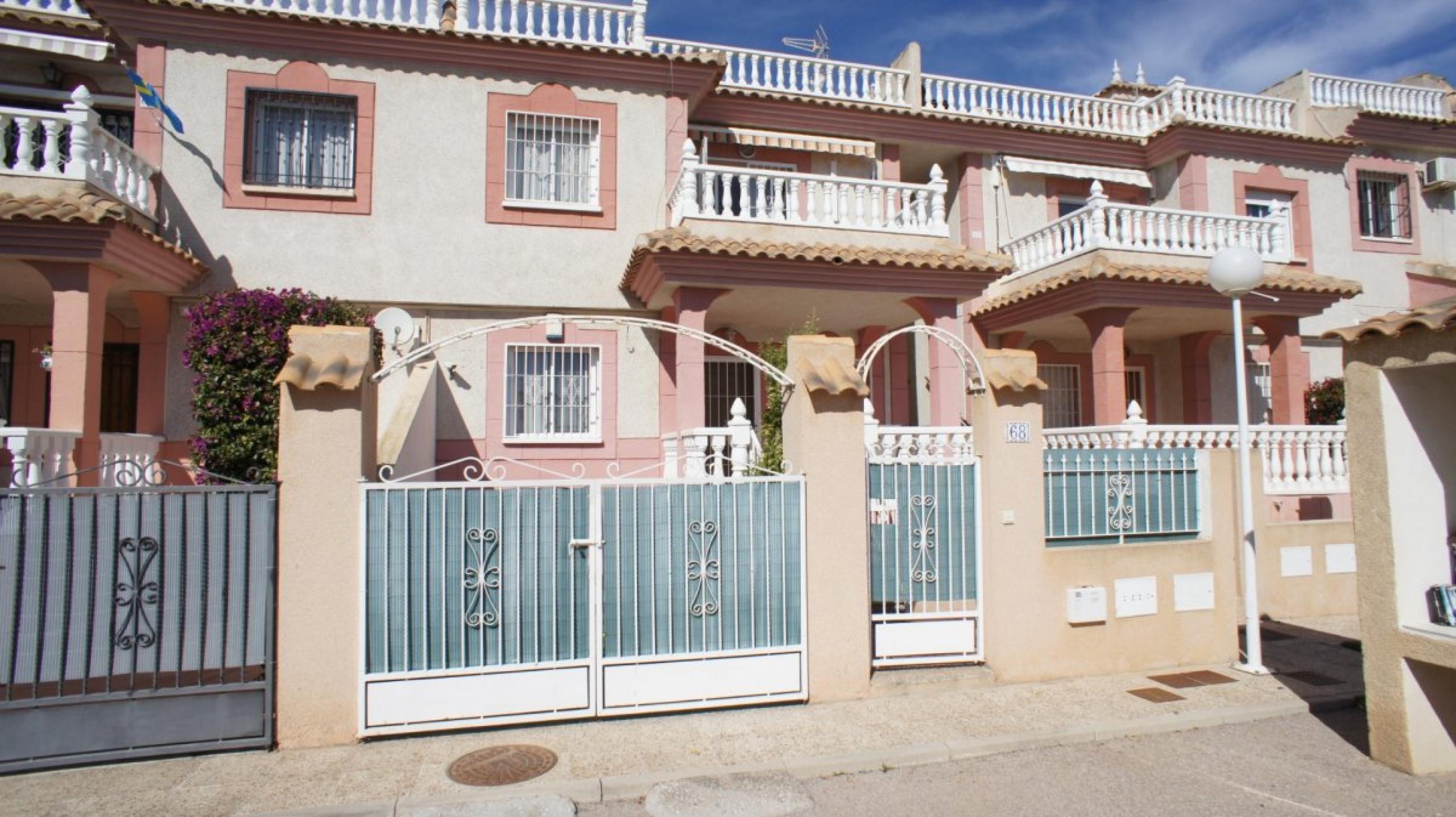 Beau bungalow au rez-de-chaussée faisant face au sud de Playa Flamenca, Orihuela Costa
