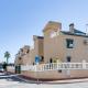 Villa détachée avec vue sur la mer et à moins de 300 mètres de Cala del Moro, Torrevieja.