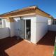 Beau bungalow de 3 chambres et 3 salles de bain avec un grand terrain avec orientation sud